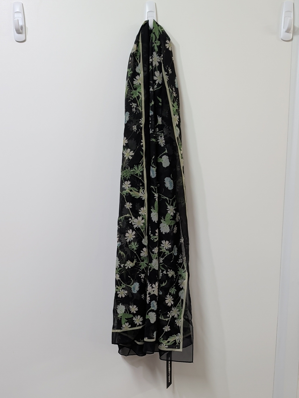 Karl Lagerfeld Paris Daisy Wildflower Chiffon Lightweight Scarf